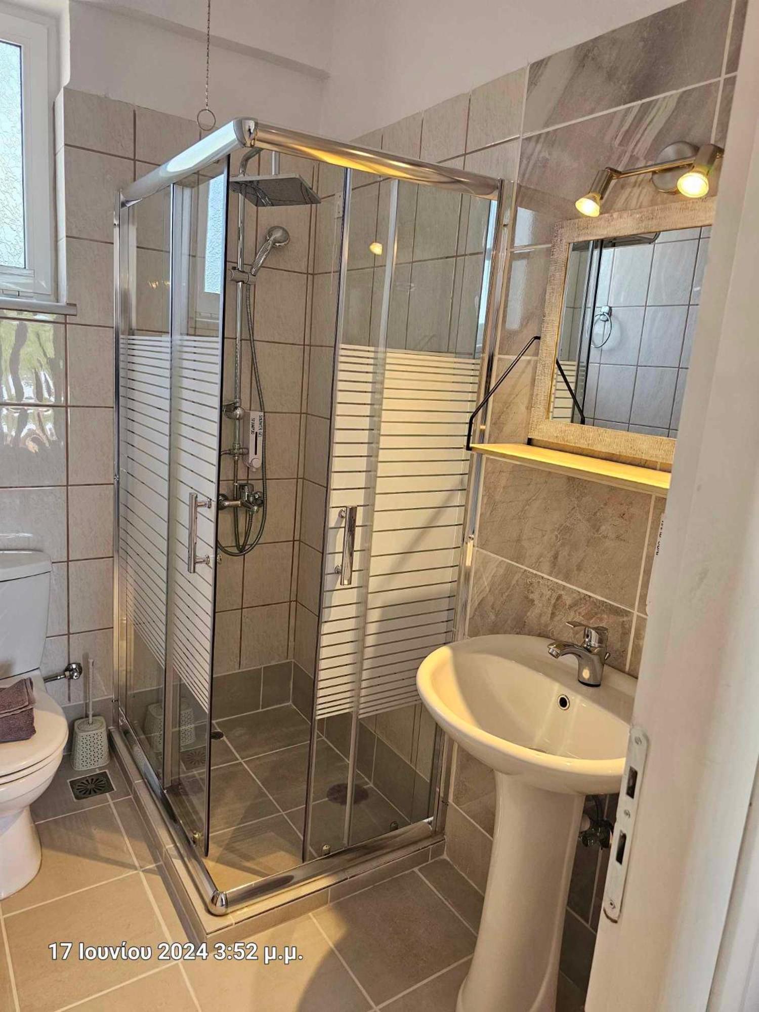# 6 Giorgos & Chara Apartments Nea Kydonia エクステリア 写真